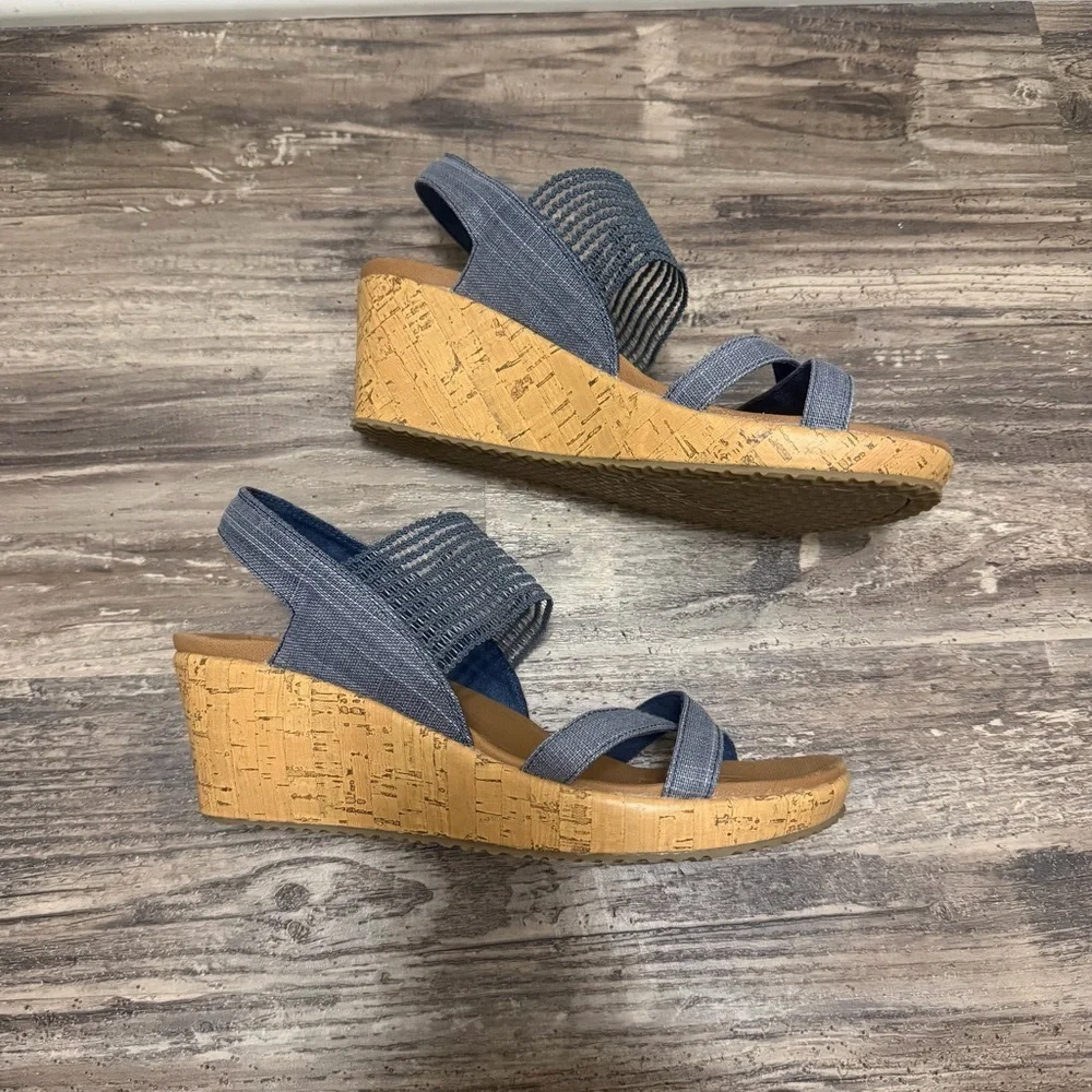 Skechers Beverlee-High Tea Luxe Foam Blue Denim Cork Heel Wedge Sandals Size 8